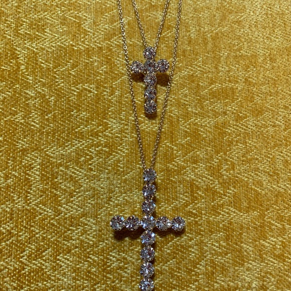 🆕Double Cross Necklace - Picture 6 of 7